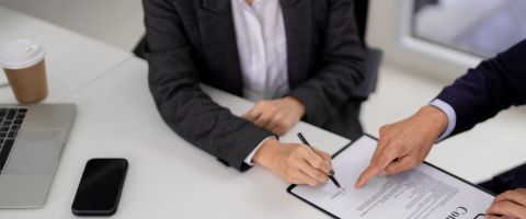 La Guía Definitiva: 7 Criterios Que Todo Director Legal o de Seguridad Debe Exigir